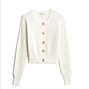 Scallop Buttoned Cardigan
